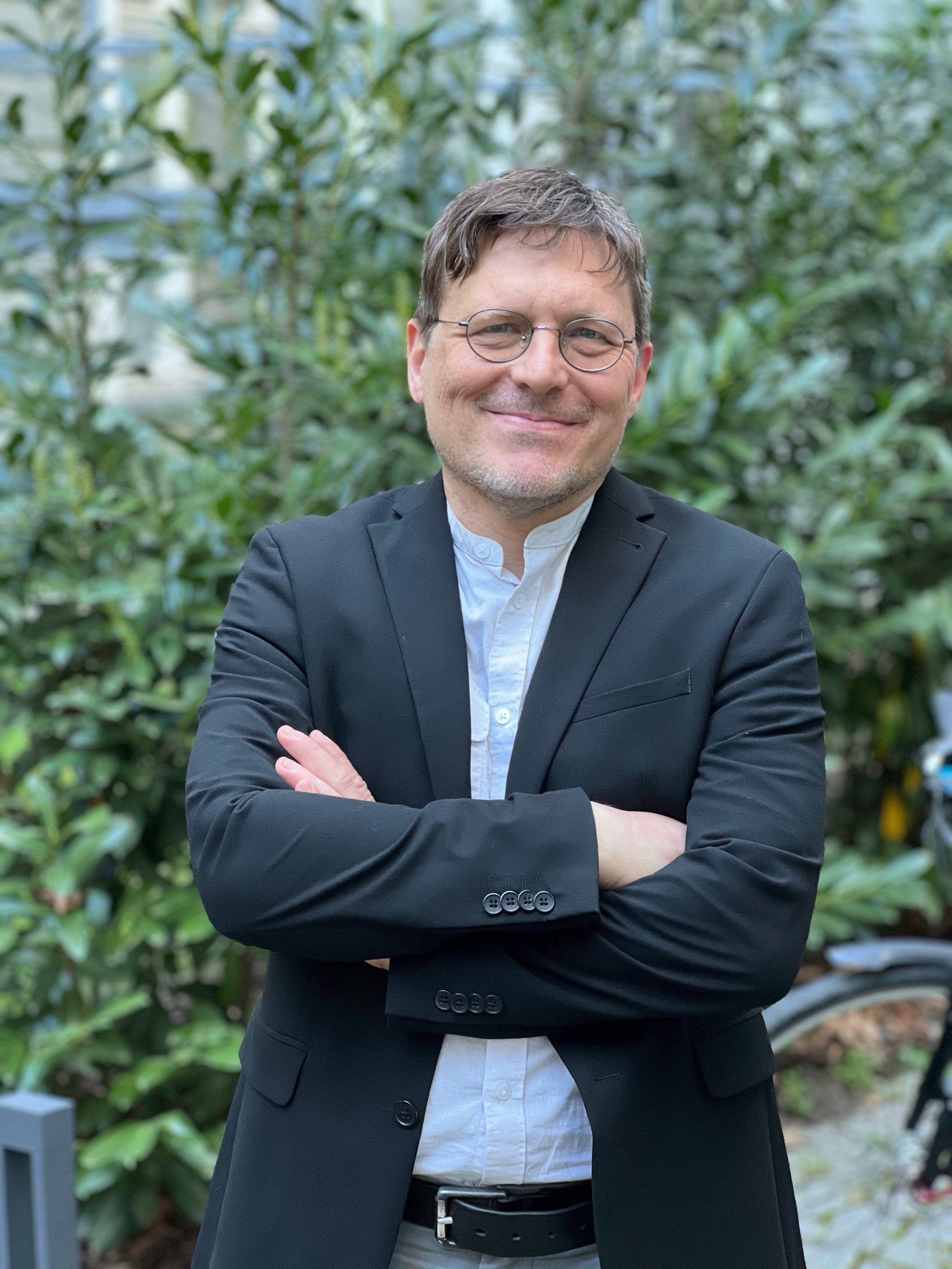 Dr. Florian Flörsheimer